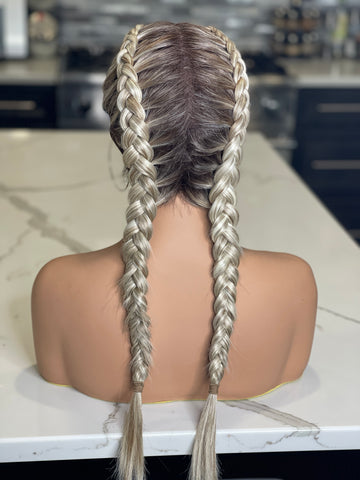 Belle Tress - Lux SE - Theory